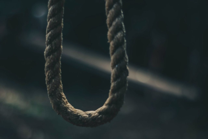 Двое студентов колледжа найдены повешенными в Шымкенте