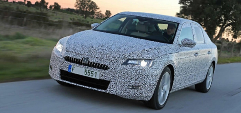 Названа дата премьеры новой Skoda Superb