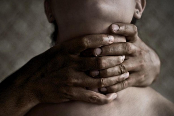 29-летнюю женщину задушили в порыве ревности в Караганде