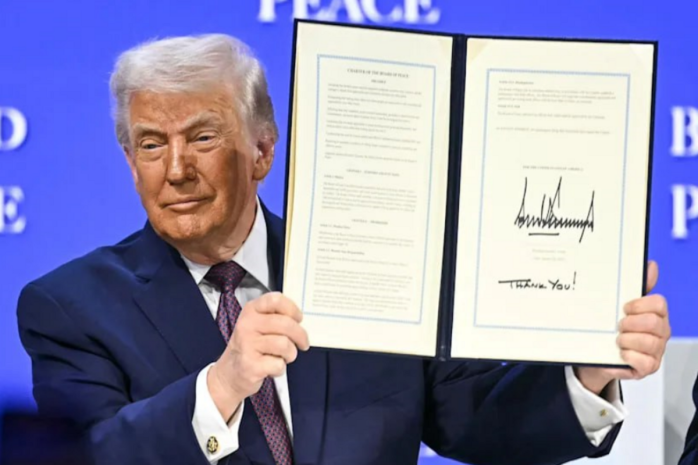 Дональд Трамп подписал устав Совета мира