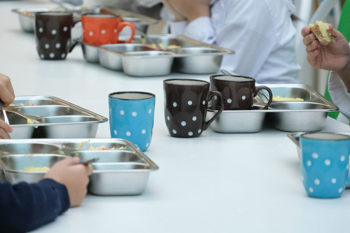 Оплачивать школьное питание будут родители в Кыргызстане