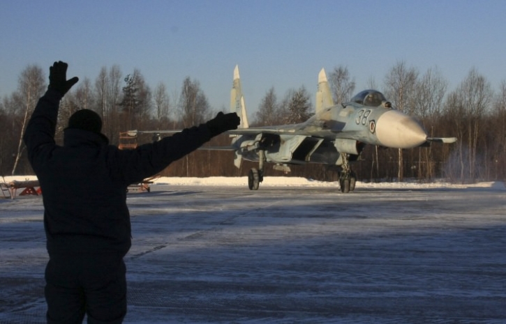 Белоруссия предложит России разместить у себя до 15 самолетов