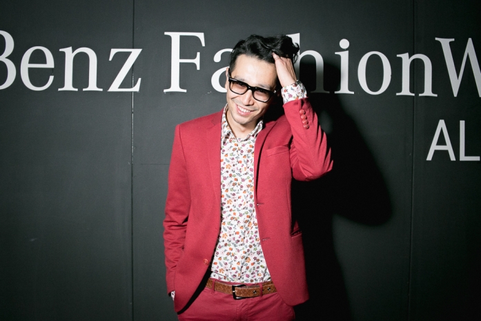 Казахстанские дизайнеры показали свои коллекции на Mercedes-Benz Fashion Week. ФОТО
