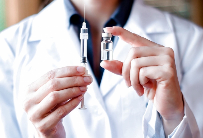 Вакцина против COVID-19 может стать обязательной – Минздрав