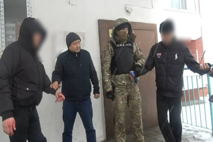 Фасовщиков запрещенных веществ задержали в ВКО