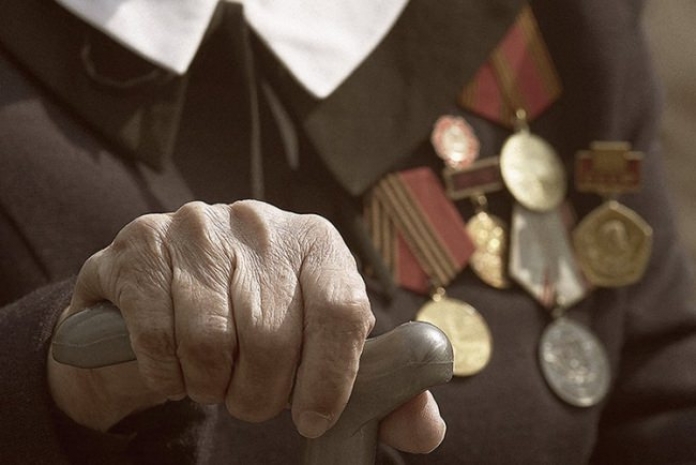 Медали в честь 70-летия Победы вручили в Павлодаре