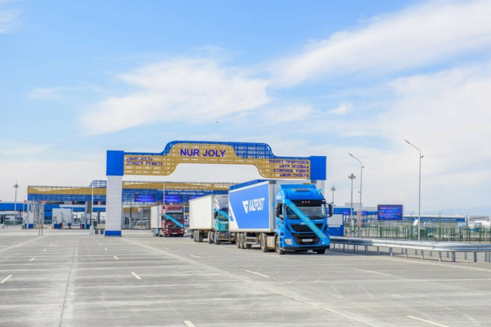 Автомобильные пункты пропуска на границе с Китаем не будут работать 10 июня