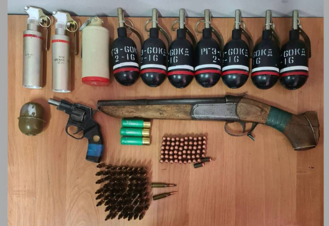 Тайник с оружием найден в лесополосе близ Алматы