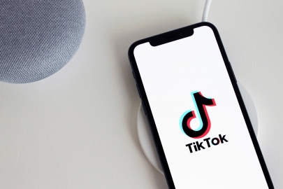 YouTube и TikTok раскроют налоговой информацию о заработках казахстанцев