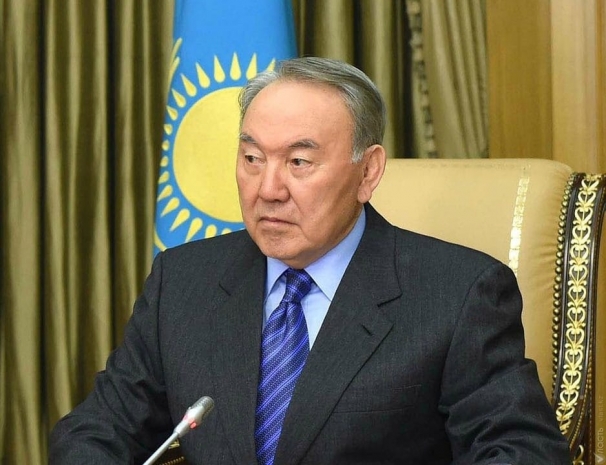 Роль Нурсултана Назарбаева предложили закрепить в Конституции