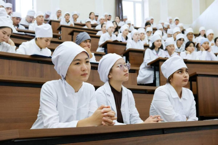 Треть выпускников медвузов получили работу в селах