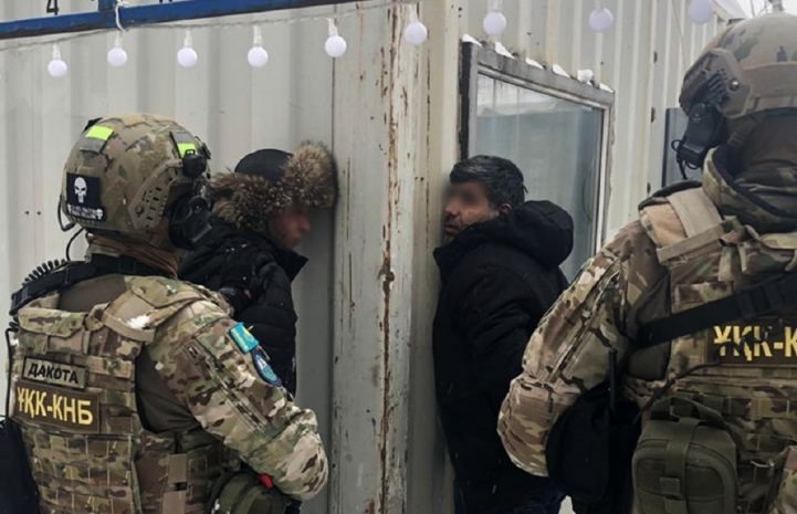 КНБ опубликовал видео задержания участника транснациональной ОПГ