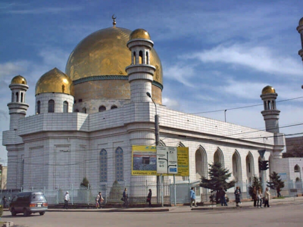 Преподаватель из Центральной мечети Алматы пожалуется в суд