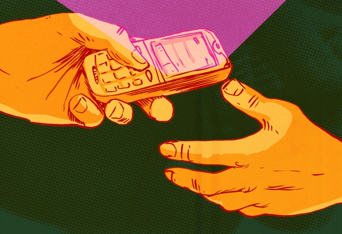 Защитник пытался передать телефон арестованному в Карагандинской области