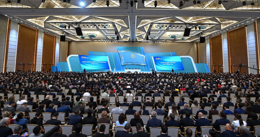 Токаев посоветовал акимам «избавиться от иждивенческих настроений»