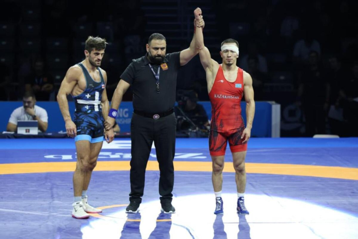 Айдос Султангали вышел в финал чемпионата мира по греко-римской борьбе