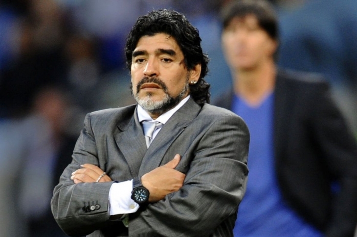 Халатность врачей выявлена в отчете о смерти Диего Марадоны