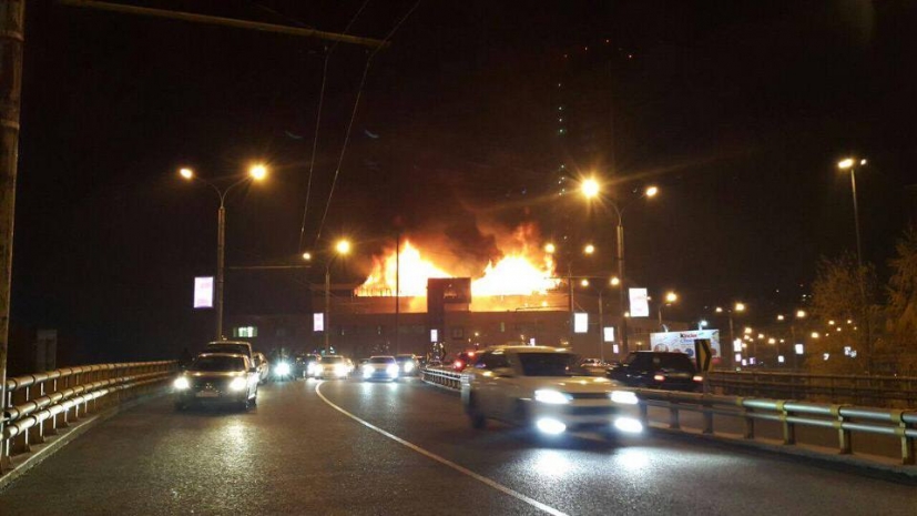 В ДВД прокомментировали пожар в бизнес-центре Алматы