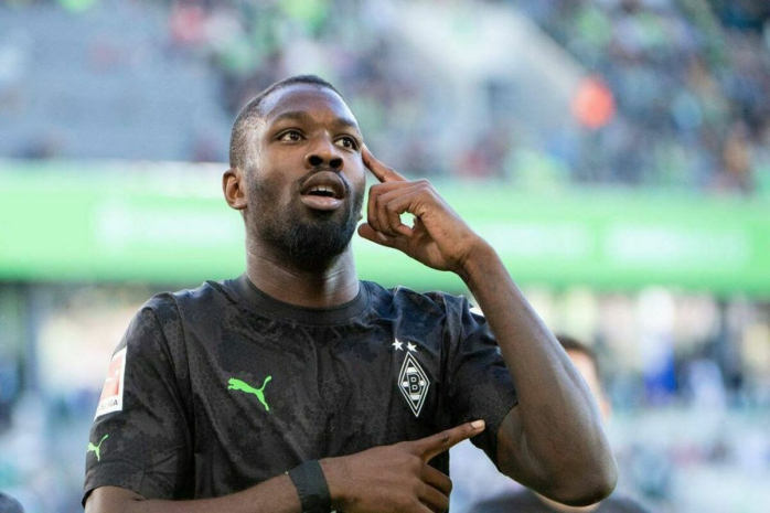 Трансфер трех французских футболистов рассматривает «ПСЖ»