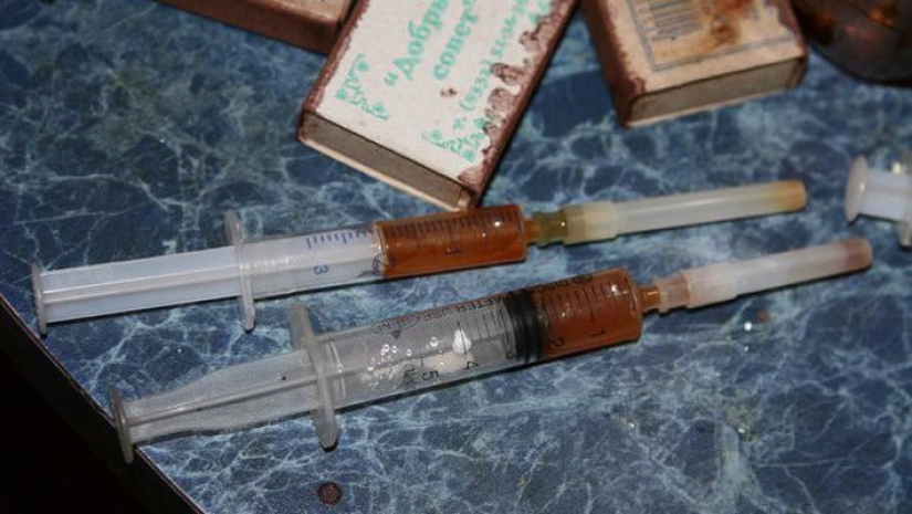 «Образцовый» семьянин торговал наркотиками прямо из дома – ДВД Алматы