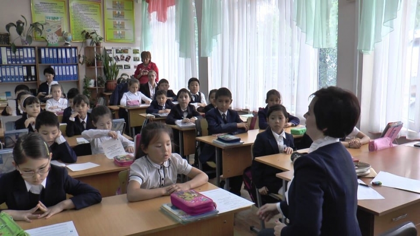 В Казахстане предлагают упразднить родительские комитеты