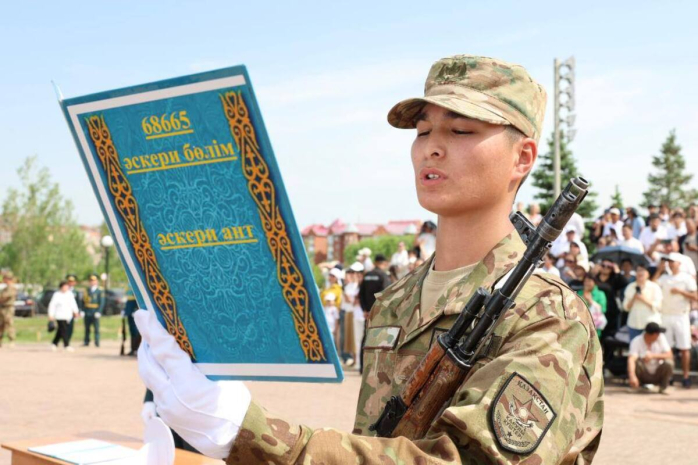 Страх перед армией у казахстанской молодежи связан с выходом из зоны комфорта – Минобороны