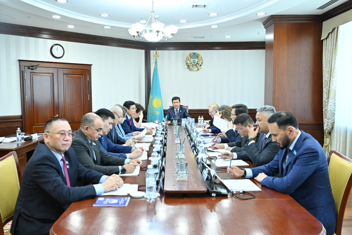 Поправки по борьбе с отмыванием доходов и финансированию терроризма рассмотрит мажилис