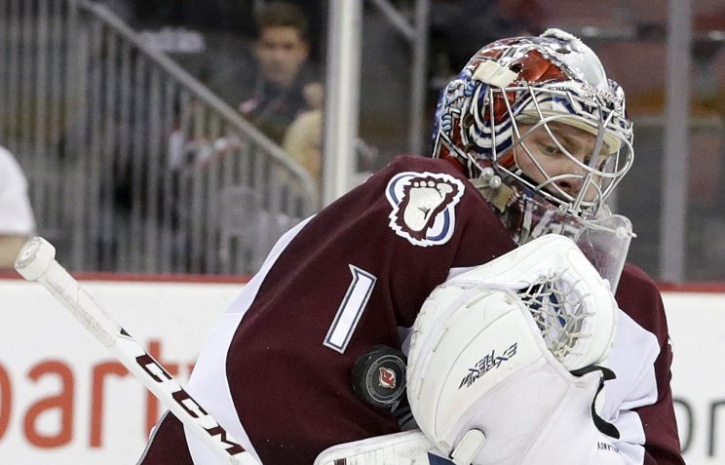 Вратарь клуба НХЛ «Колорадо» Варламов восстановился после травмы