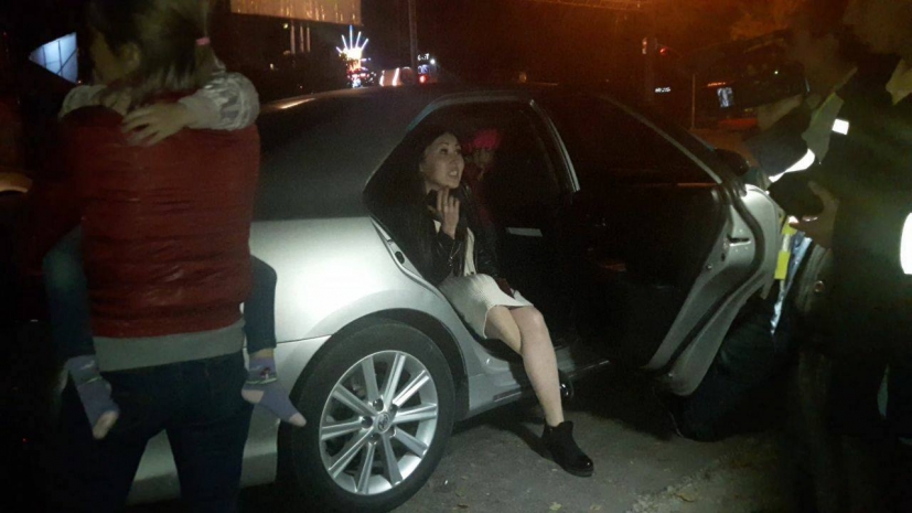 В Алматы пьяная виновница ДТП ударила пострадавшую