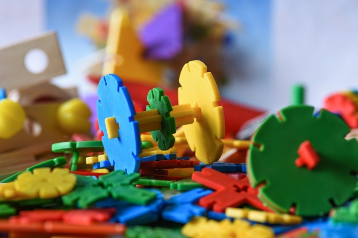 Опасные для здоровья детские игрушки обнаружили в ВКО