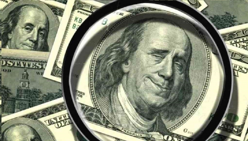 Распечатанные на принтере 200 долларов попытался сдать в банк узбекистанец