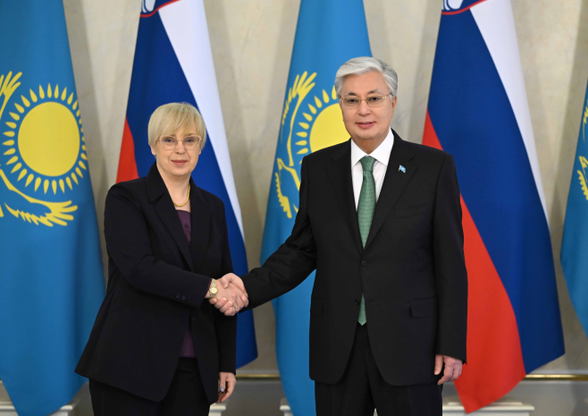 Токаев поздравил президента Словении с национальным праздником