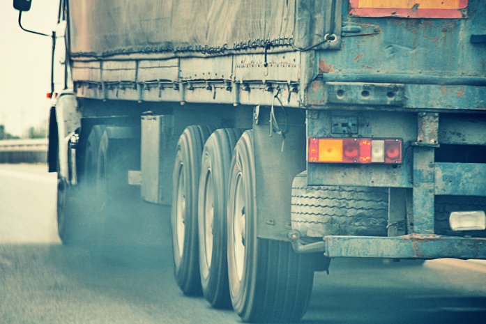 Более 145 миллионов тенге заплатили водители за загрязнение воздуха в Алматы