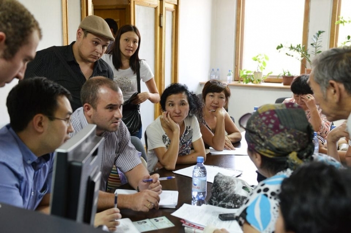 Нацбанк: Сначала мы пропустим людей, а потом прессуЭксклюзив