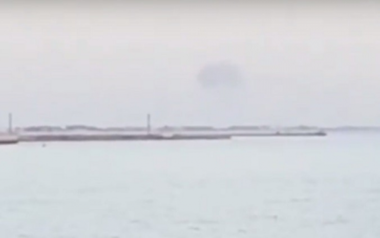 Жители Актау сняли на видео вероятный взрыв в пригороде