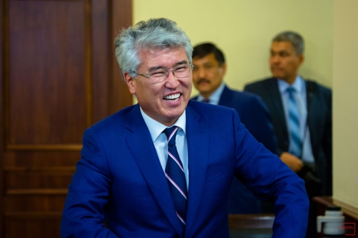 Мухамедиулы поздравил Самал Еслямову: Желаю новых побед!