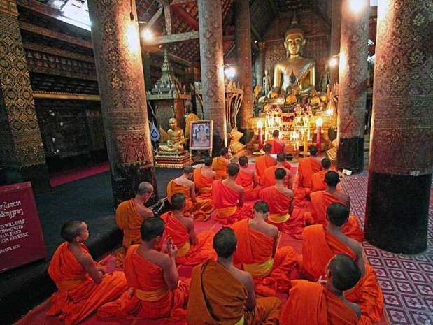 Буддистских монахов арестовали за употребление метамфетамина
