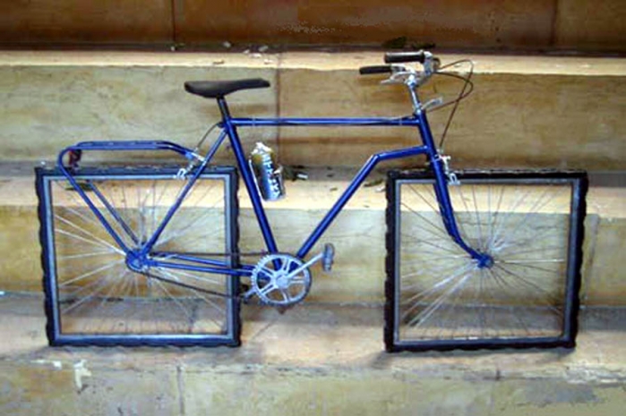 Летние тренды Казахстана: звезды шоу-бизнеса бегут в аул, а чиновники гоняют на велосипедах