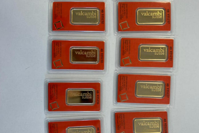 В аэропорту Астаны пытались незаконного вывезти  400 миллионов тенге и золотые слитки