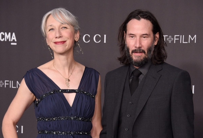 Киану Ривз впервые показал свою возлюбленную