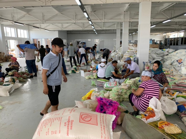 270 тонн гуманитарной помощи доставлено в Арысь