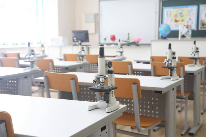 Новую школу на возвращенные активы построили в Уральске