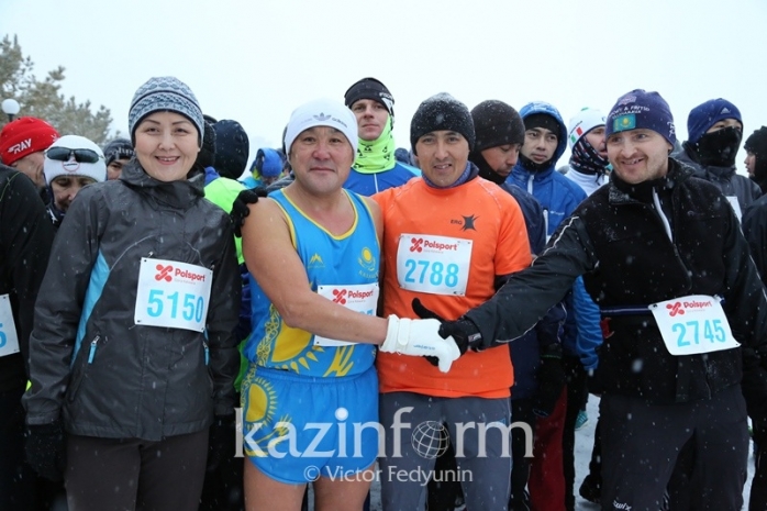 В Астане проходит зимний марафон