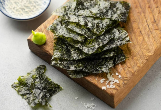 Чем опасны чипсы из морских водорослей – эксперты