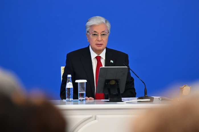 «Предлагаемые меры в целом верны»: Токаев поддержал повышение ставки НДС