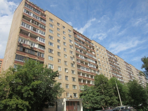 Трансгендер из Кыргызстана выбросился из окна в Москве