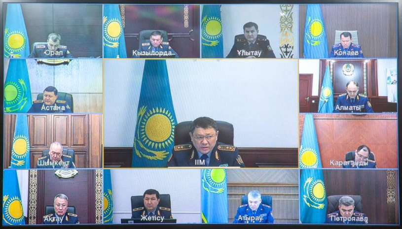 Полиция перешла на усиленный режим работы