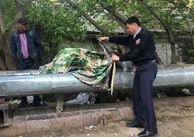 Бомжи Нур-Султана прошли осмотр на туберкулез