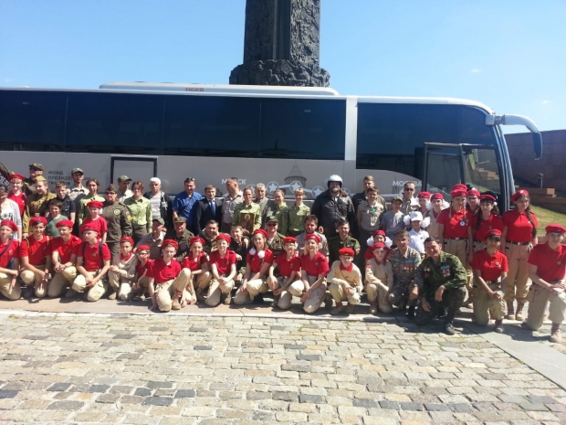 Казахстанские поисковики участвуют в бронепробеге Москва – Брест