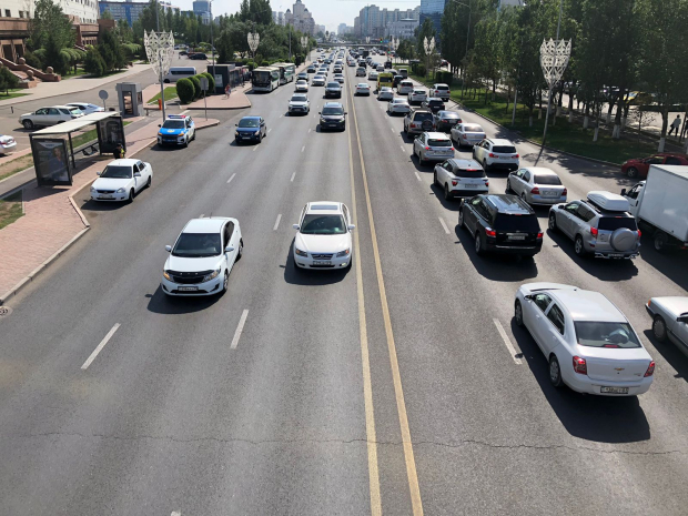 Если есть пробки, есть развитие – Минтранспорта о пробках в Астане